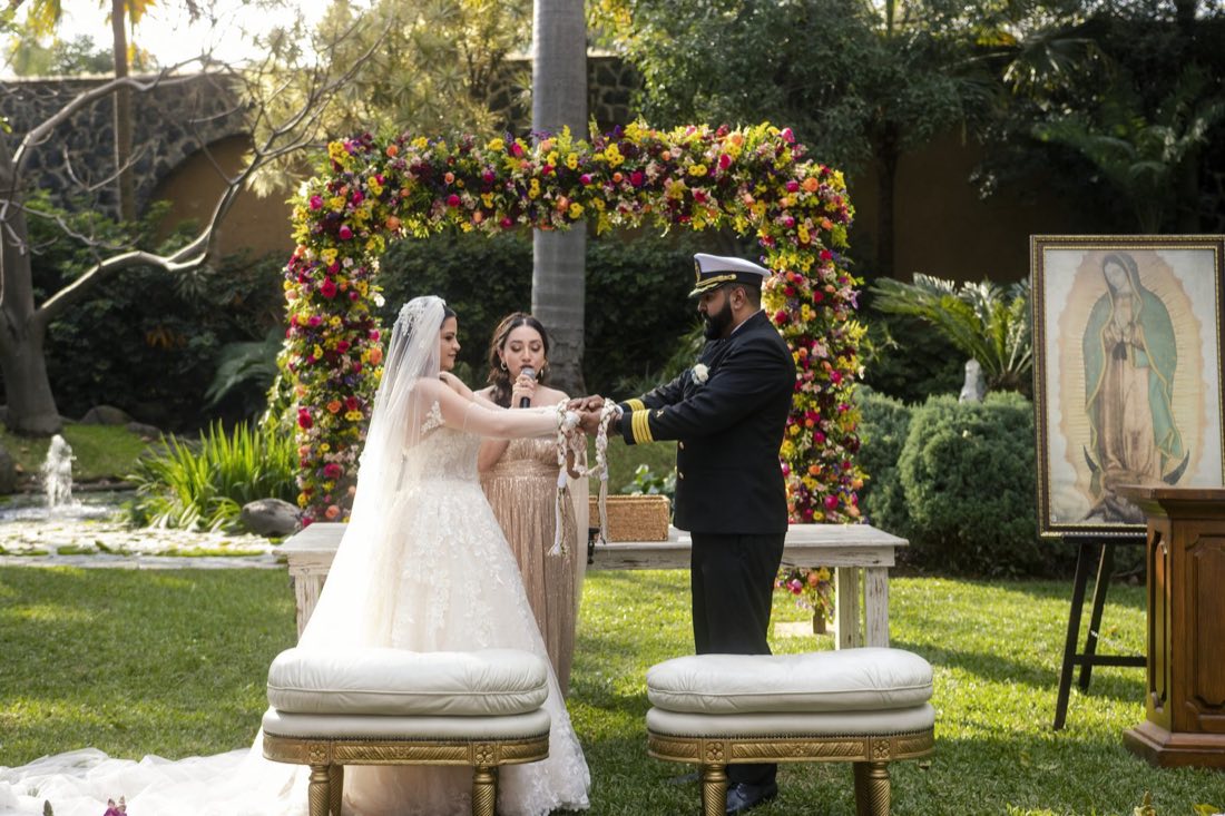 Ceremonia holística oficiada por Sarai Roderick